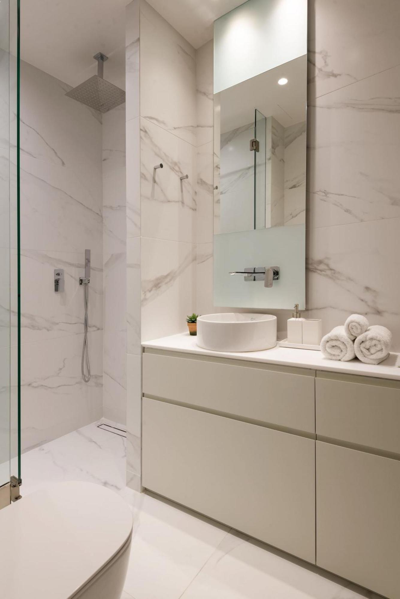 Urban Apt With Stunning Acropolis View & Roofdeck เอเธนส์ ภายนอก รูปภาพ