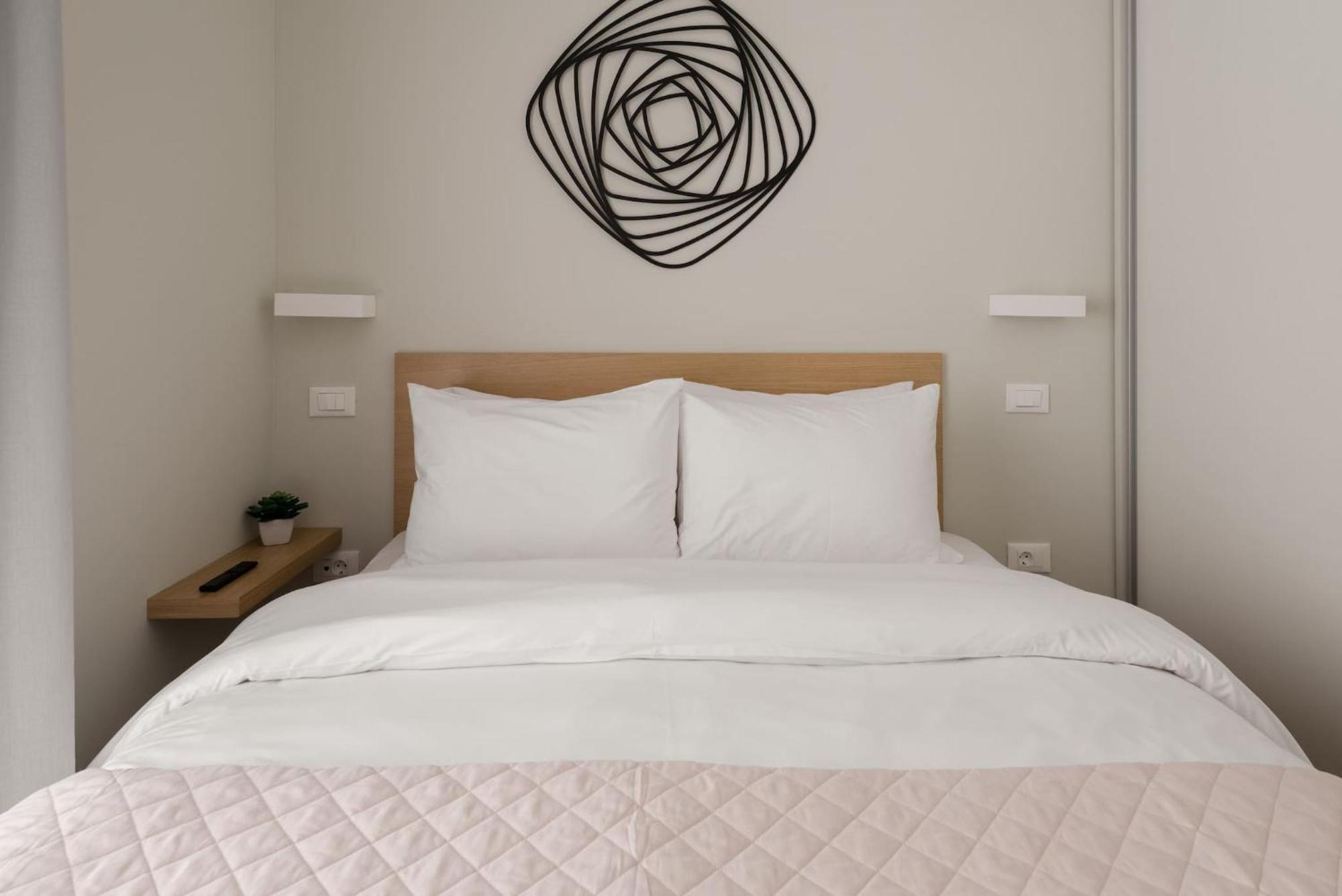 Urban Apt With Stunning Acropolis View & Roofdeck เอเธนส์ ภายนอก รูปภาพ