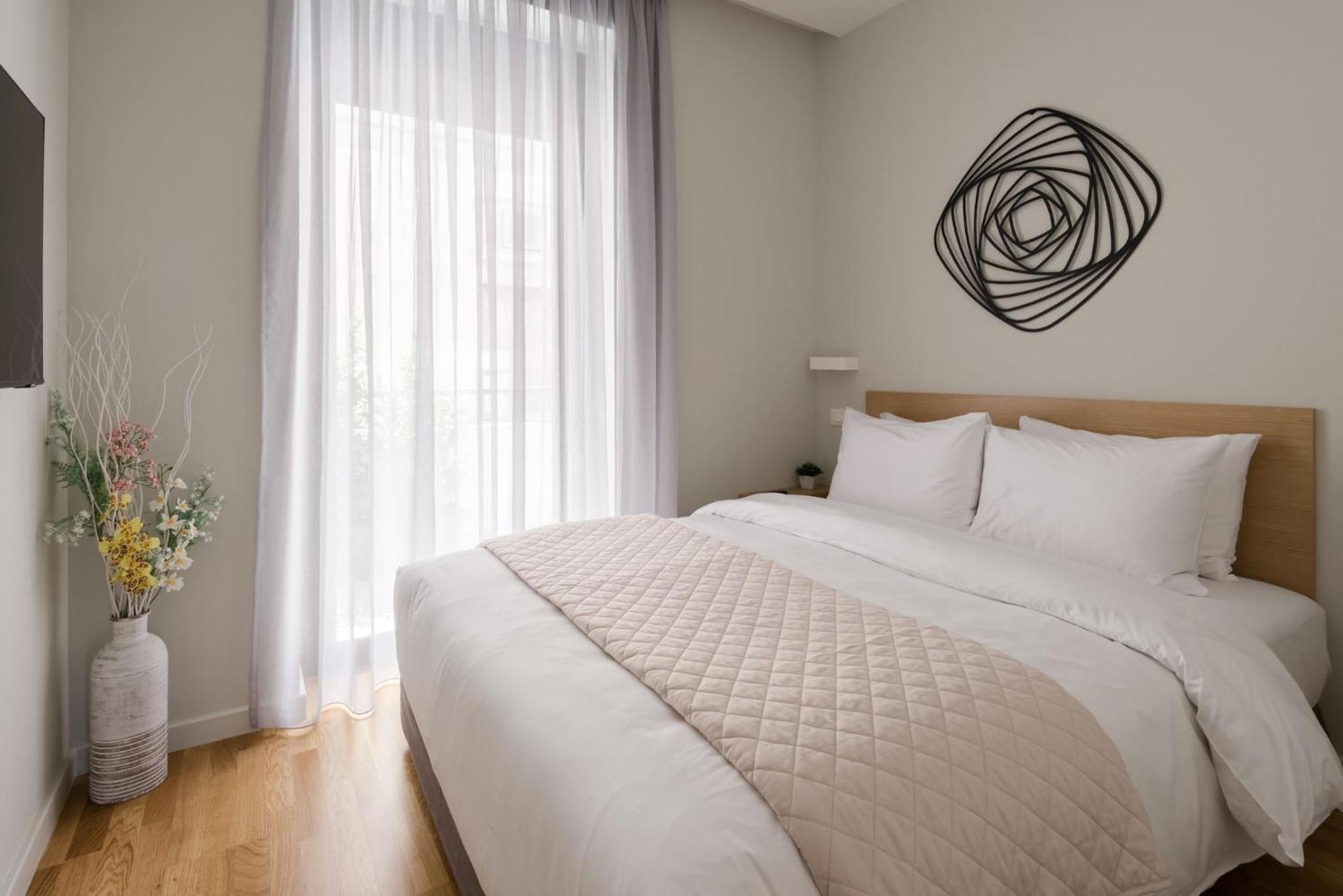 Urban Apt With Stunning Acropolis View & Roofdeck เอเธนส์ ภายนอก รูปภาพ